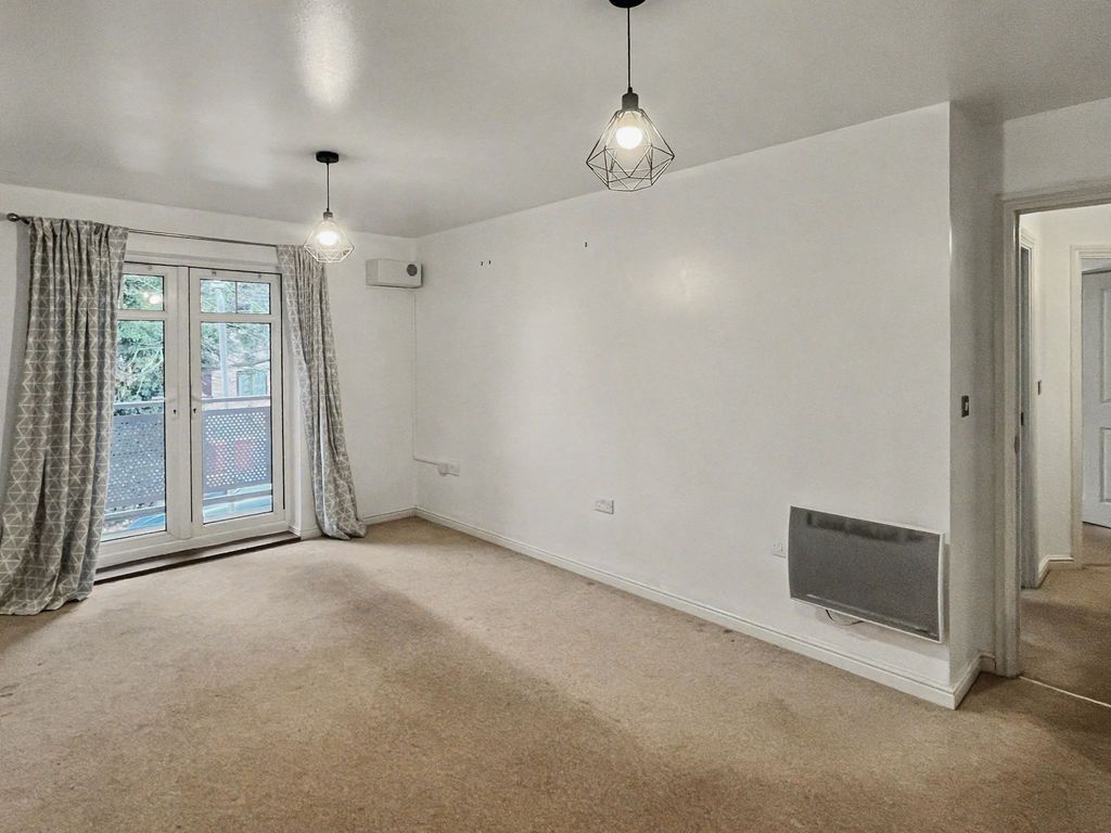 Property photo 2 of 12 Photo 9