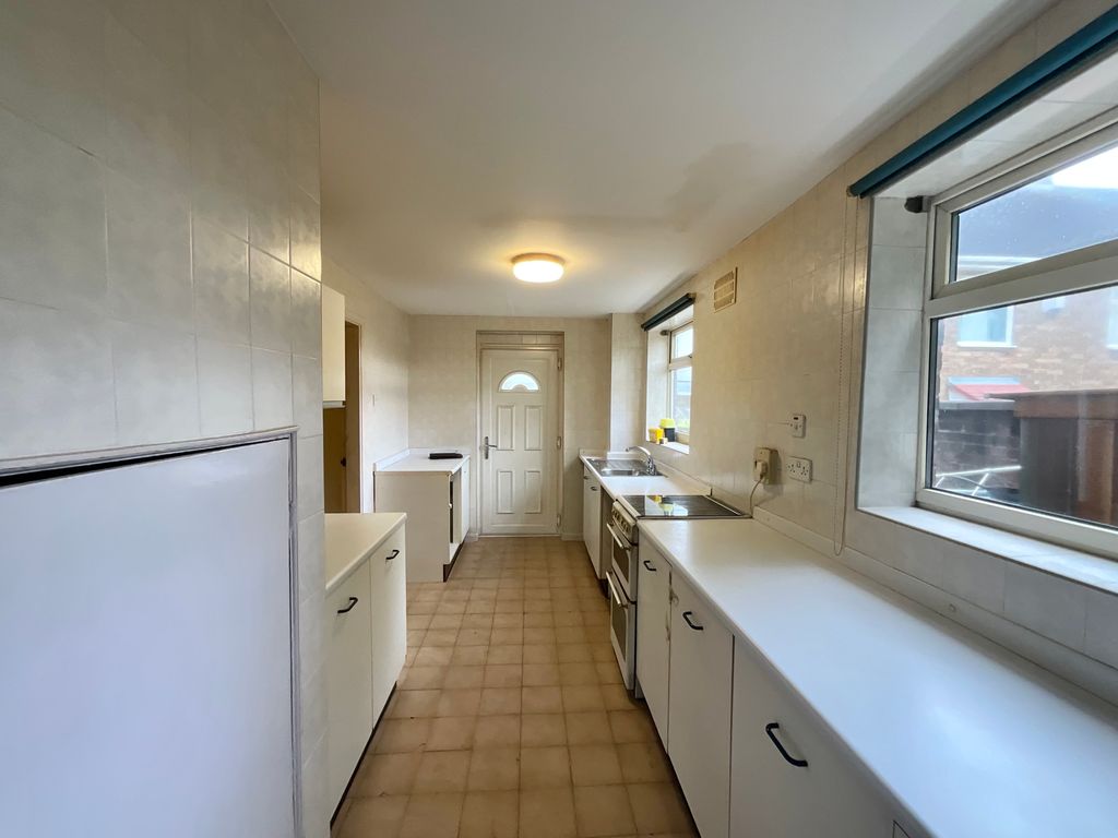 Property photo 3 of 18 Img_4916