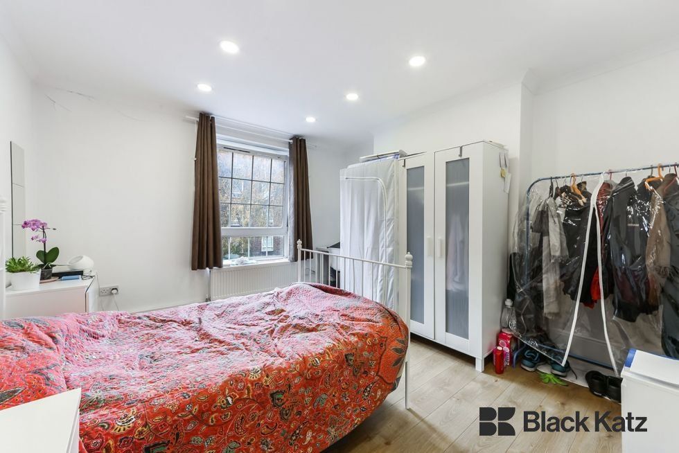 Property photo 2 of 5