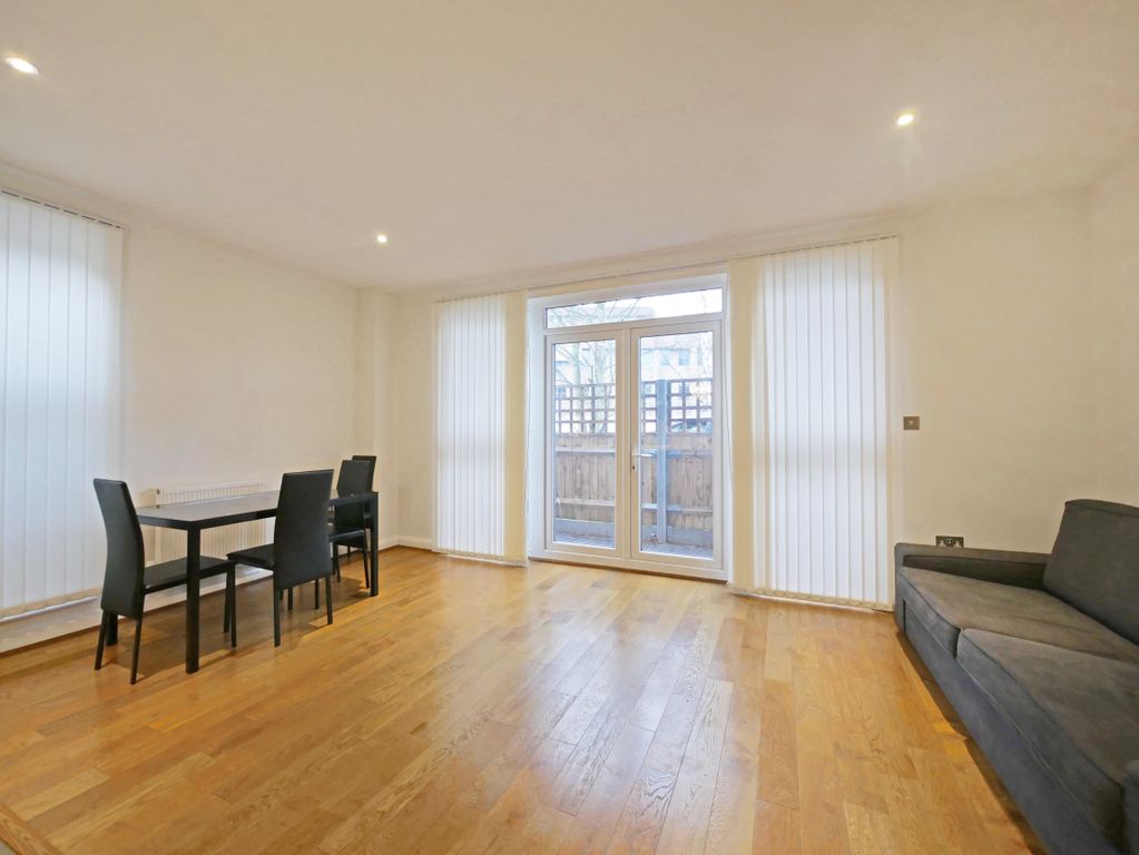 Property photo 3 of 11