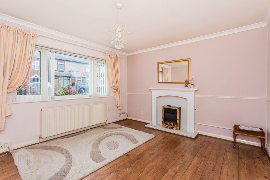 Property photo 2 of 18 Picture No. 06