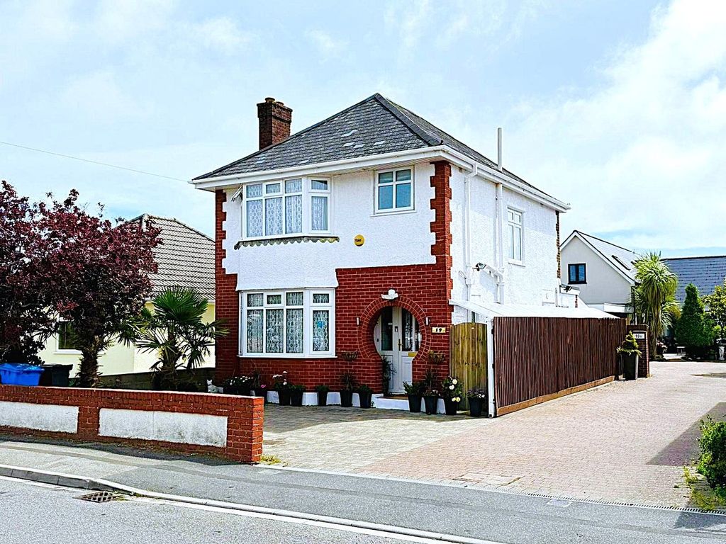 Property photo 1 of 25