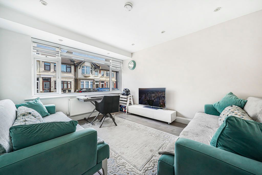 Property photo 2 of 27 Photo 2