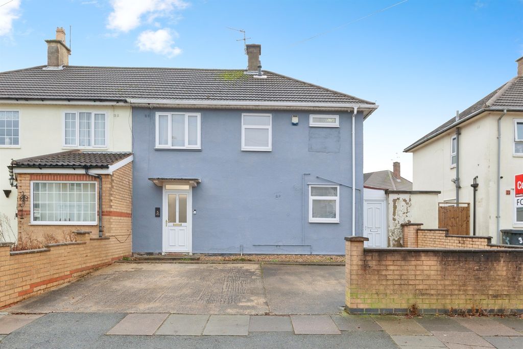 Property photo 2 of 20