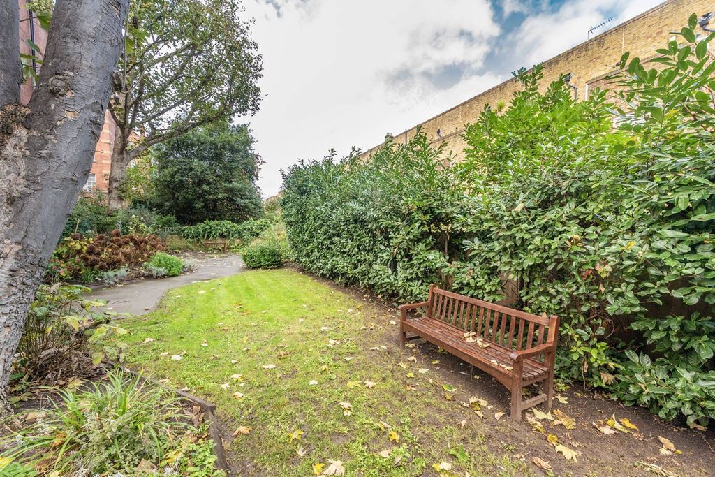 Property photo 3 of 4