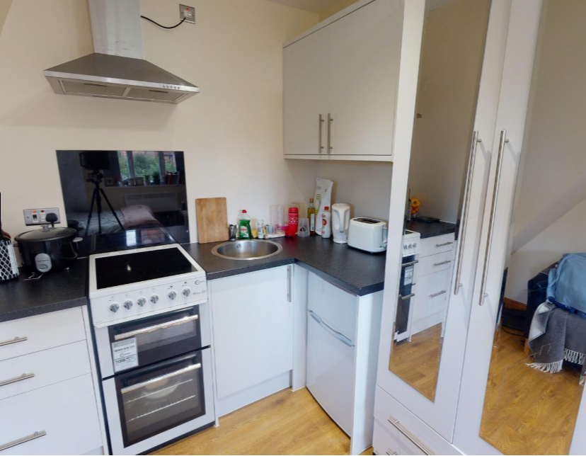 Property photo 3 of 4