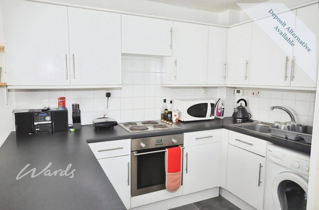 Property photo 3 of 4 Kitchen
