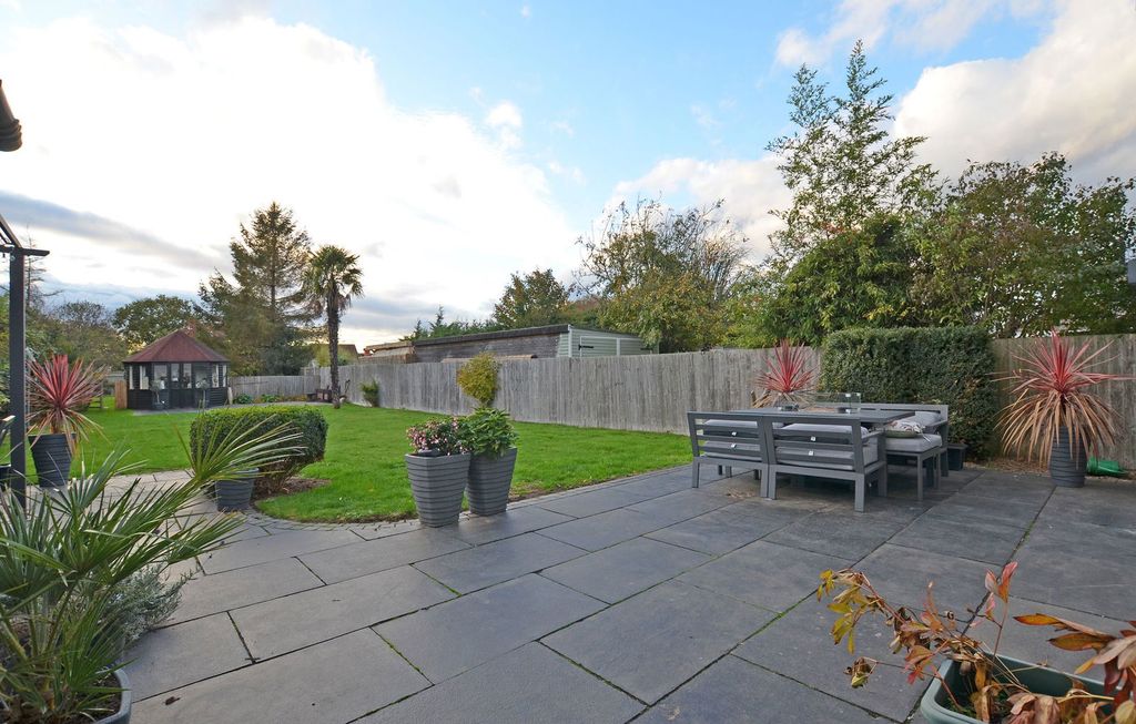 Property photo 3 of 30