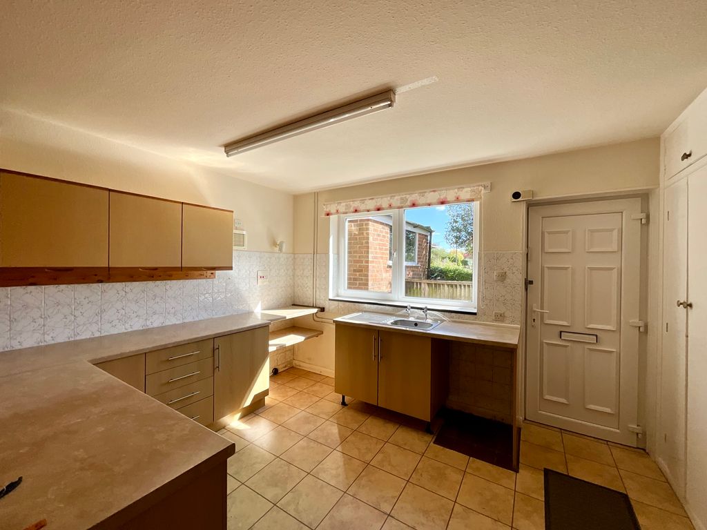 Property photo 3 of 24 F5084Ff24A185497c24E1Ef5A54F8Bd87d906829.Jpeg