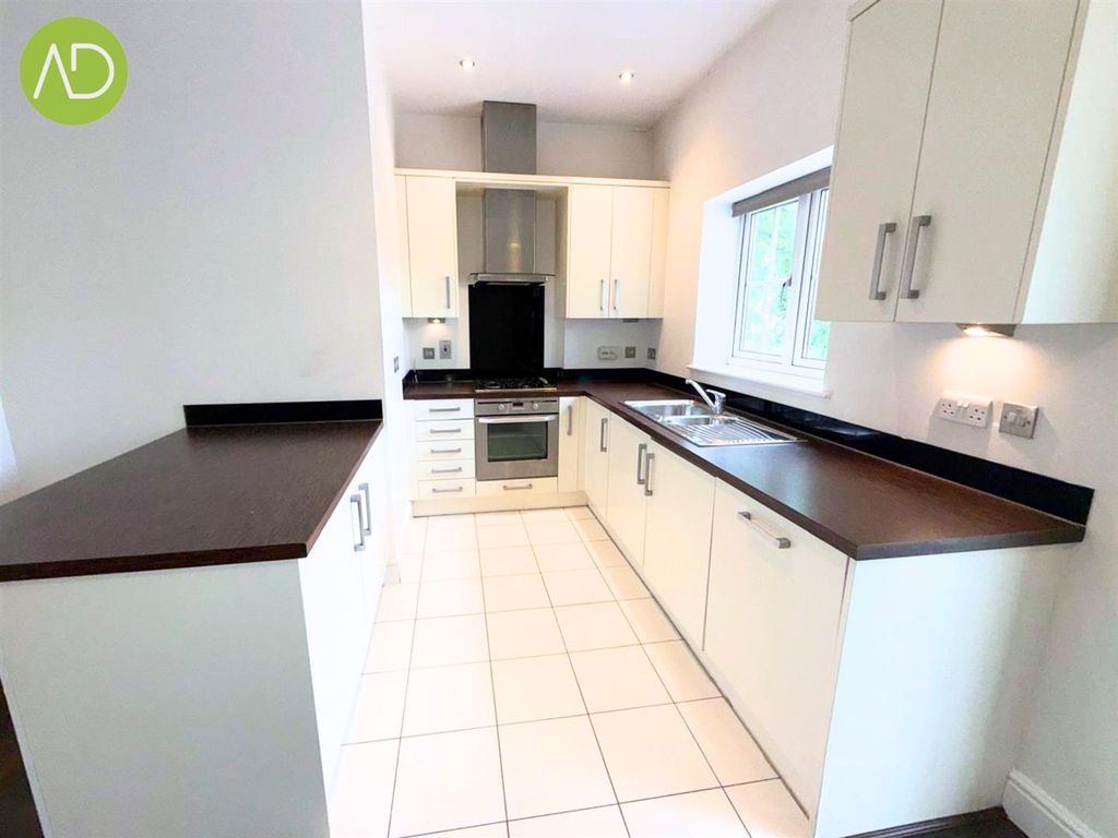Property photo 2 of 8 8.Jpg
