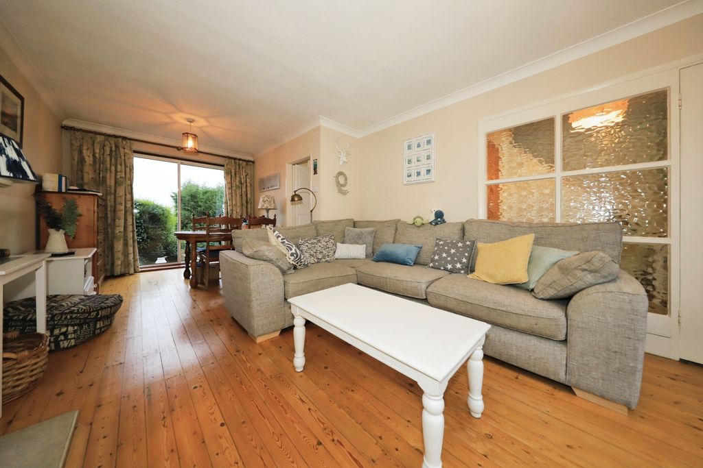 Property photo 2 of 15