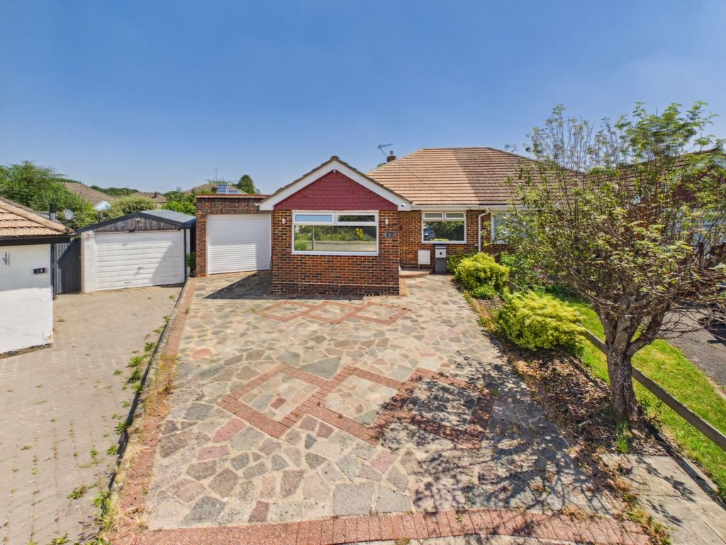 Property photo 1 of 17 Front