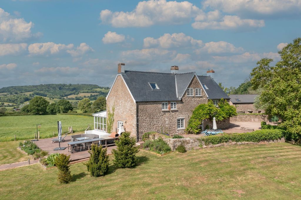 Property photo 1 of 28 P042763_01.Jpg