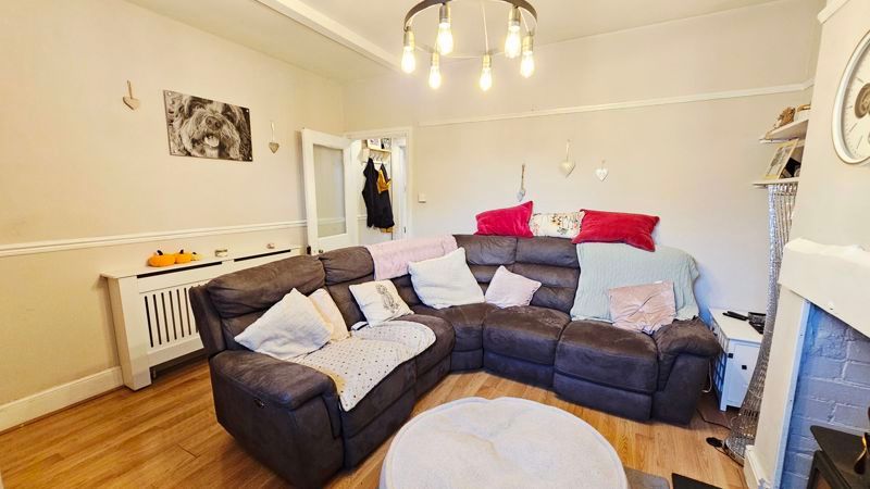 Property photo 3 of 29 Photo 4