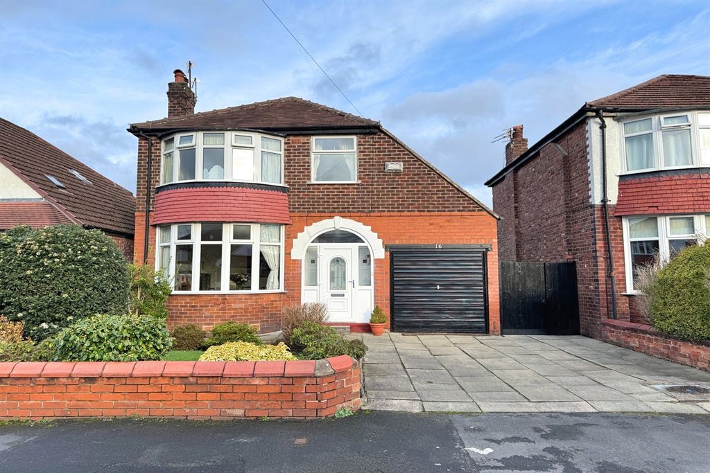 Property photo 1 of 28 (Main)