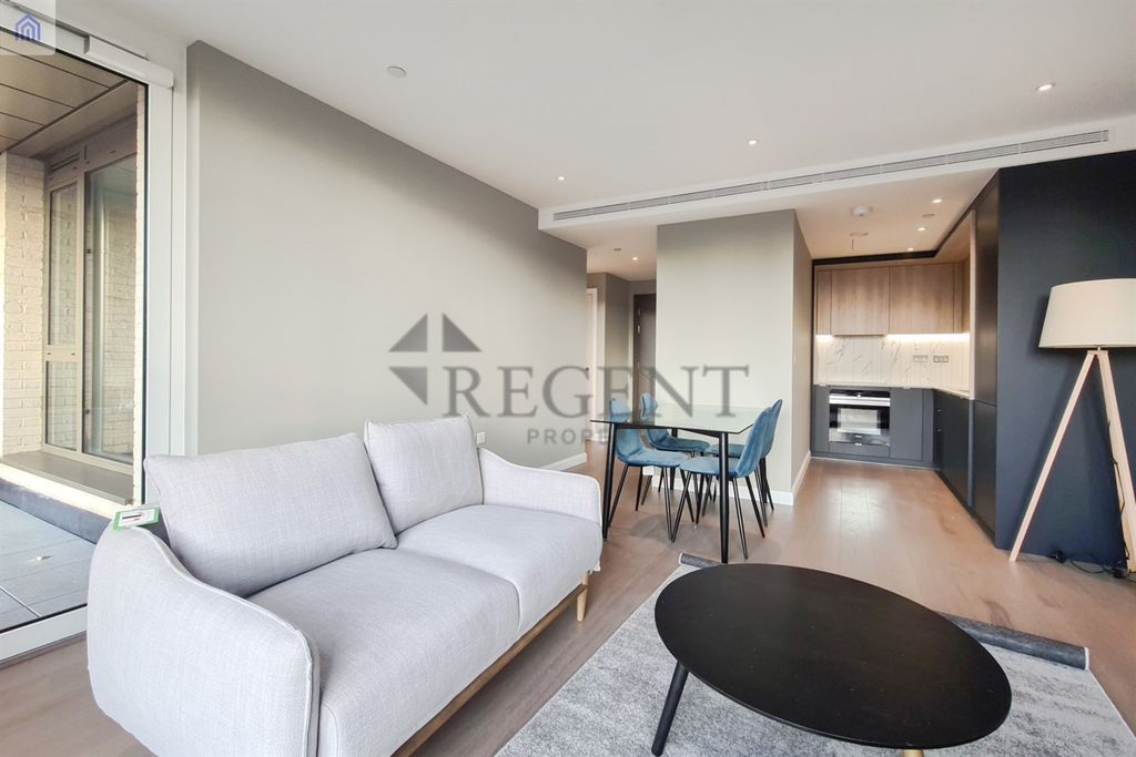 Property photo 3 of 13 Open Plan