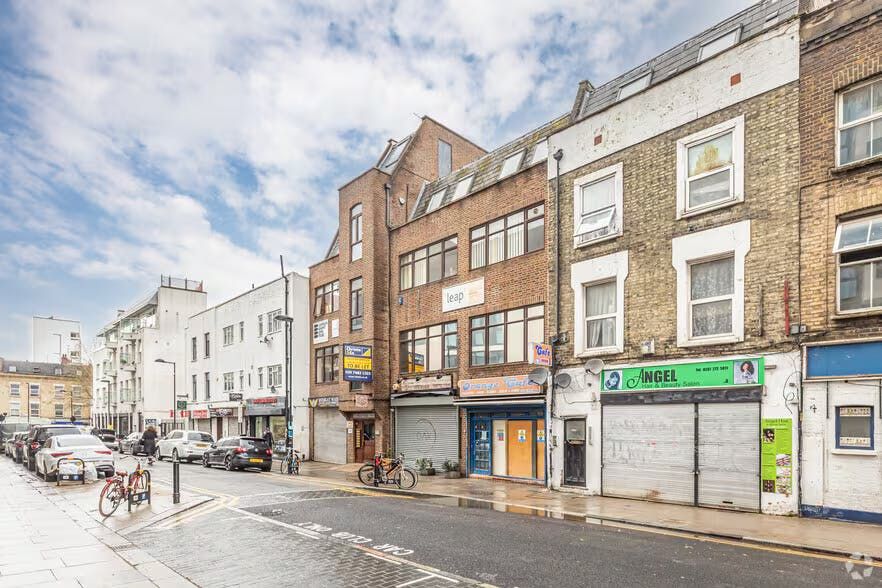 Property photo 1 of 10 57Wellsterlondonbuildingphoto1Large.Jpg