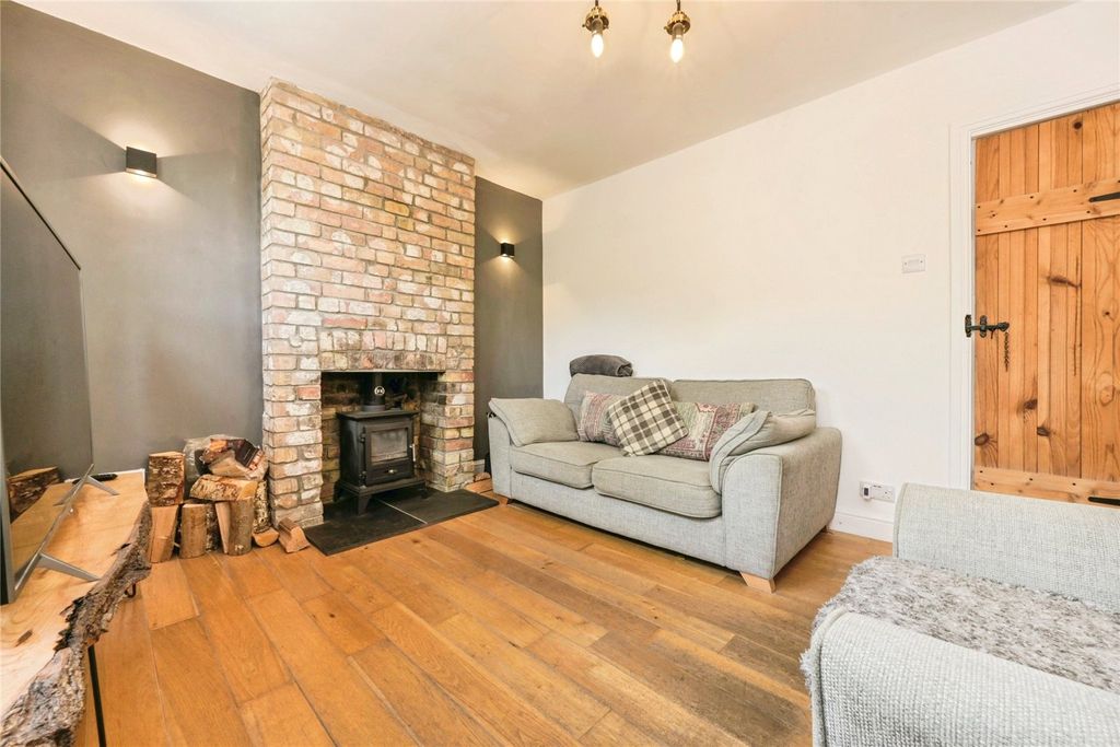 Property photo 2 of 14 Picture No. 36