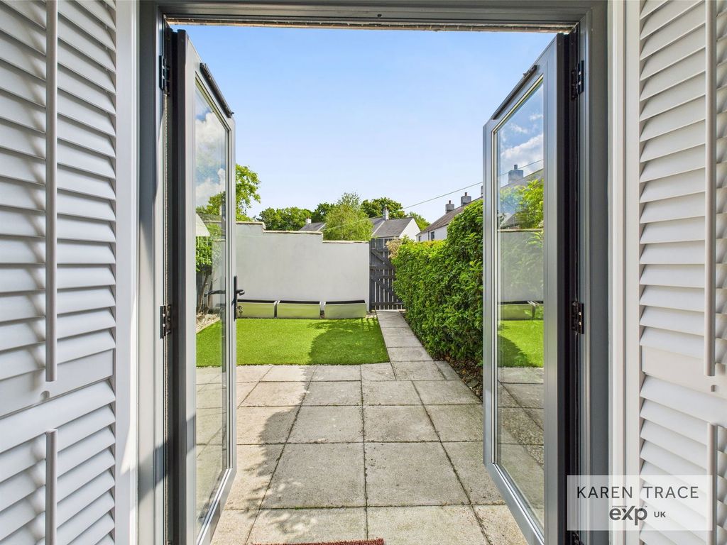 Property photo 3 of 19