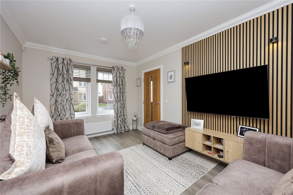 Property photo 2 of 27 Picture 2