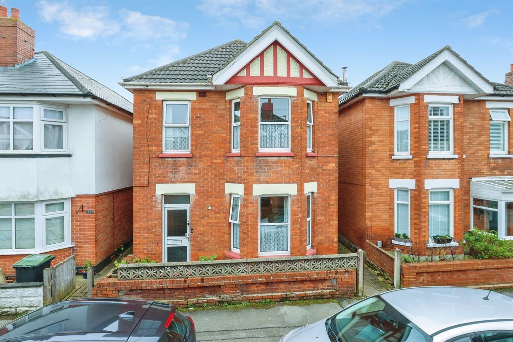 Property photo 1 of 19