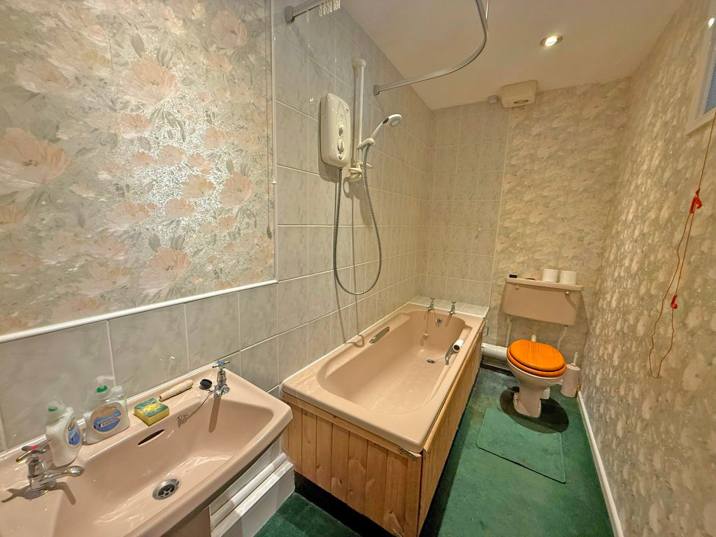 Additional image 7 of 2 bed flat for saleNewby, Scarborough YO12