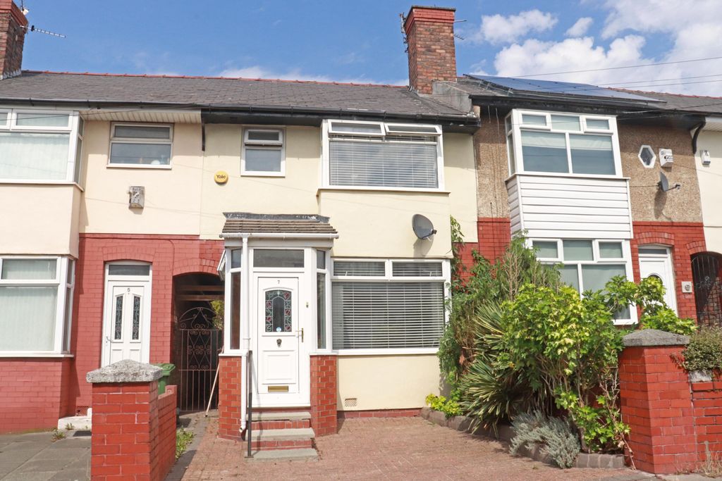 Property photo 1 of 11