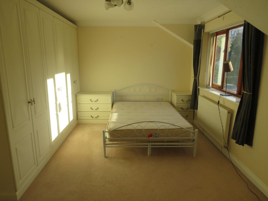 Property photo 3 of 13 Bedroom 1