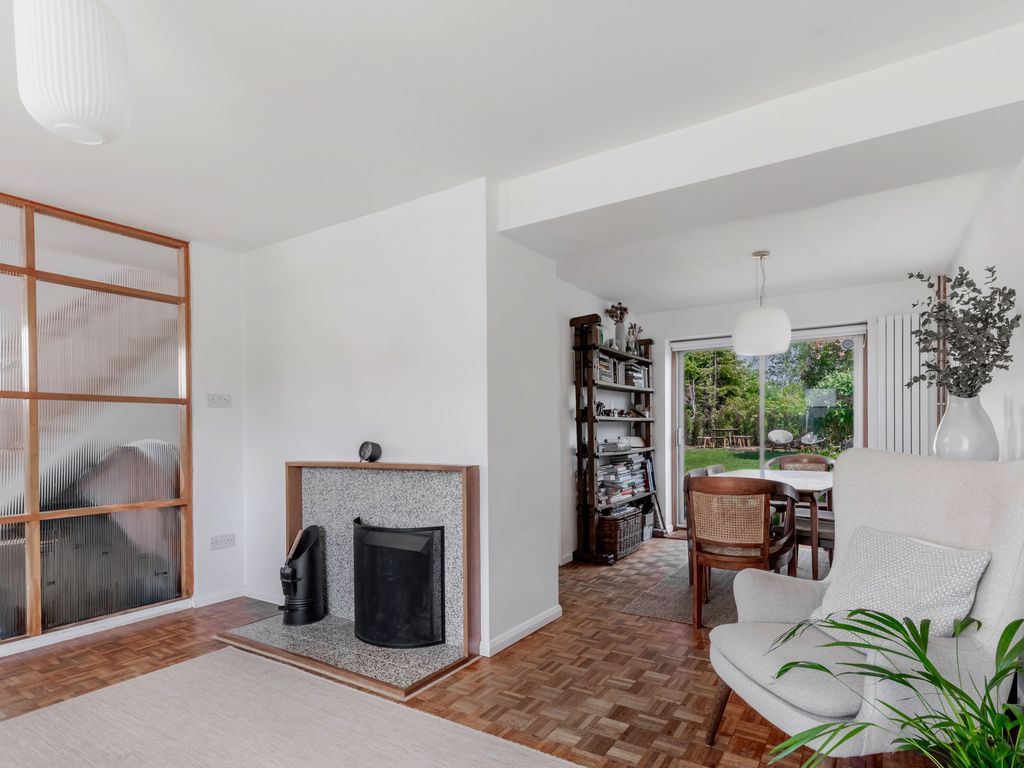 Property photo 3 of 28 A5