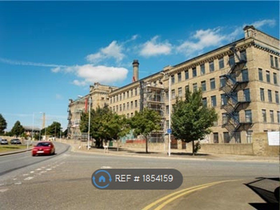 Property photo 1 of 12