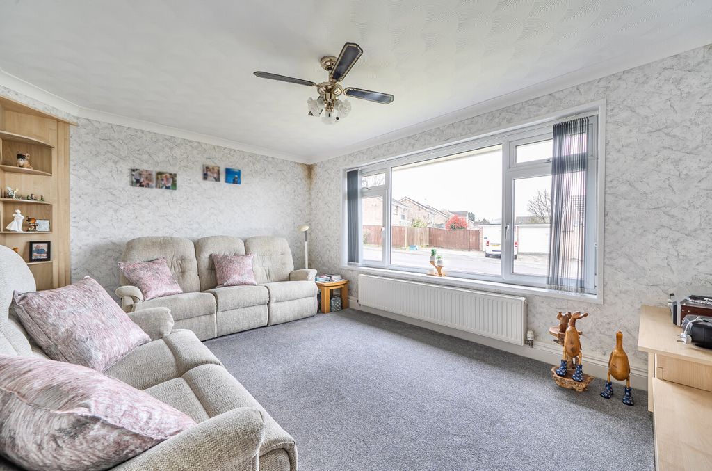 Property photo 3 of 23 1422098-1-69c27Fa...