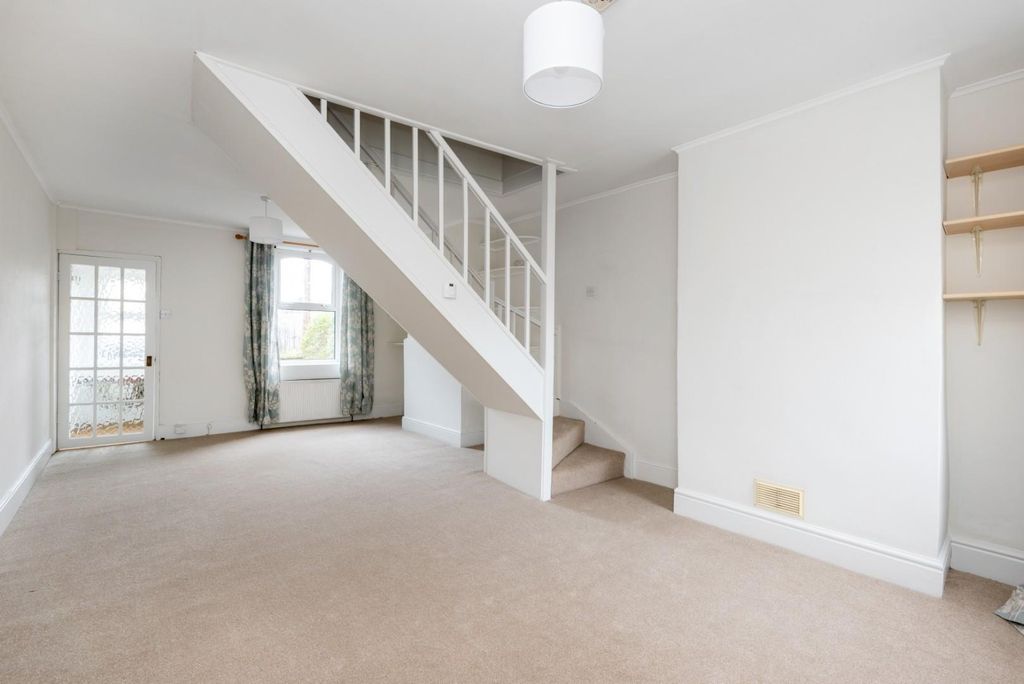 Property photo 2 of 13 12 Hampton View, Bath, Somerset, Ba1 6Jl-4 (1).Jpg