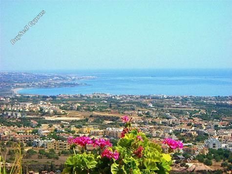 Property photo 1 of 3