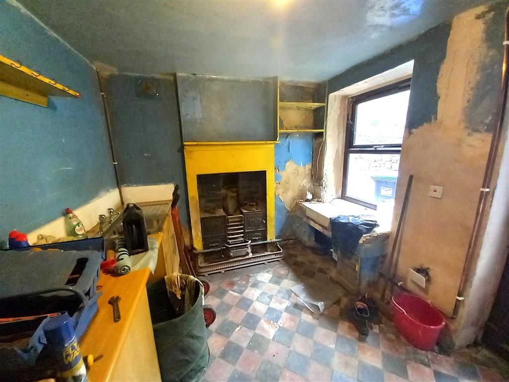 Property photo 3 of 9