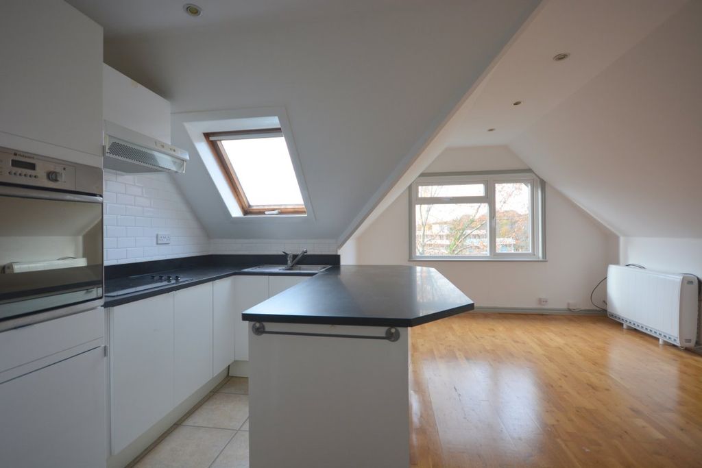 Property photo 2 of 5 Gallery