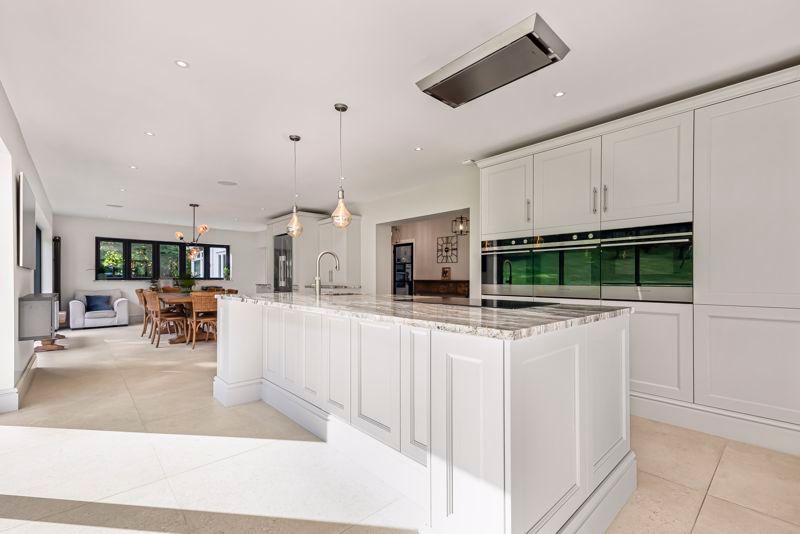 Property photo 2 of 35 Photo 40