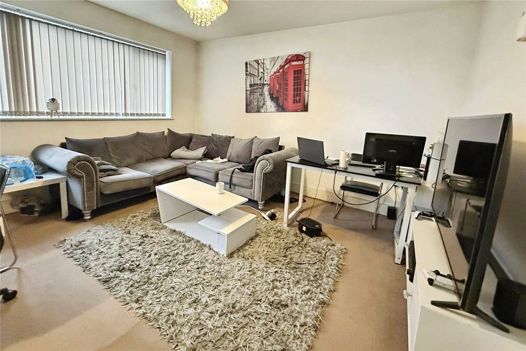 Property photo 3 of 8 Picture No. 07