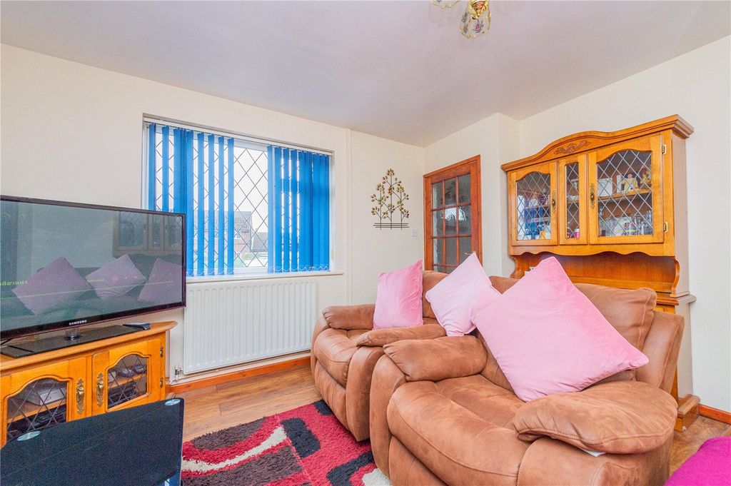 Property photo 3 of 28 Picture No. 22