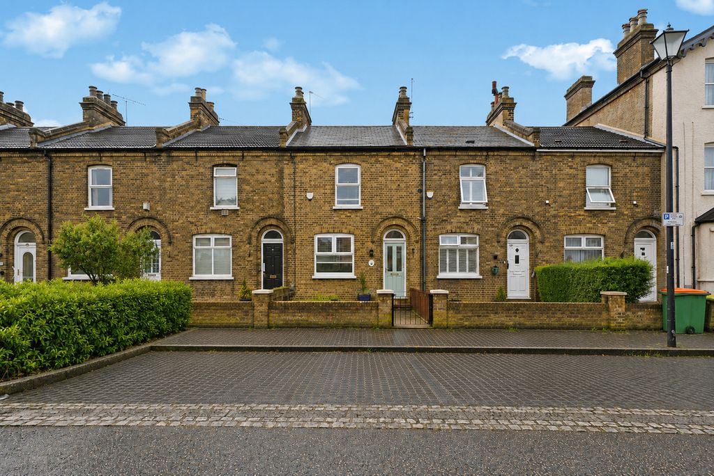 Property photo 1 of 16