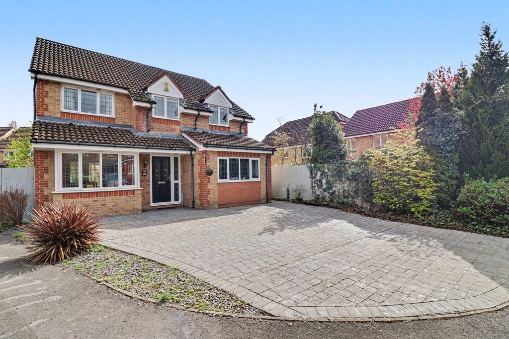 Property photo 1 of 13