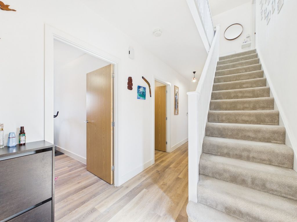 Property photo 3 of 22 5079633
