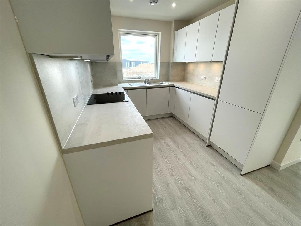 Property photo 3 of 13 Pic3 Kitchen .Jpg