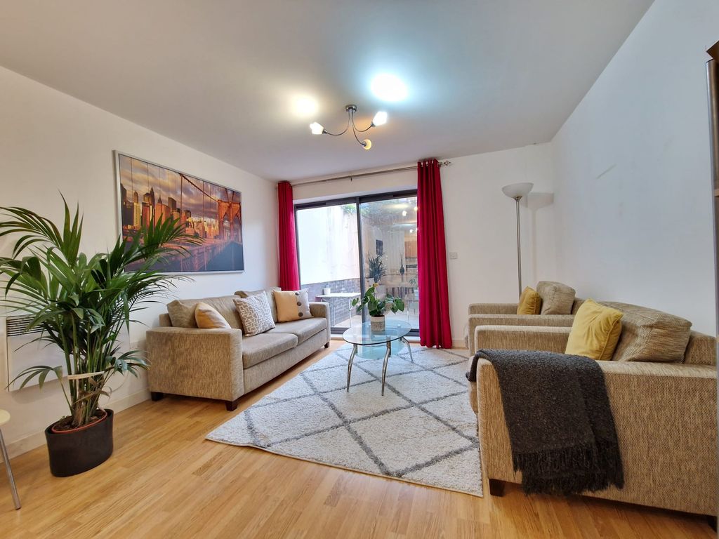 Property photo 2 of 13