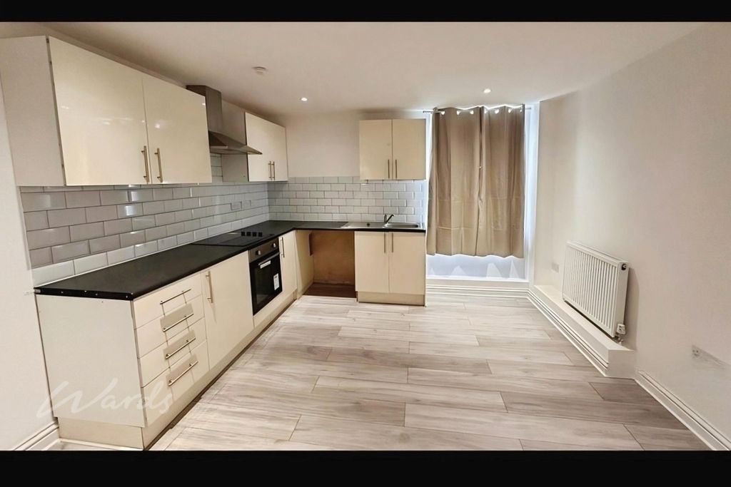 Property photo 2 of 4 Hillside Kitchen