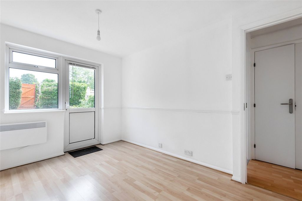 Property photo 2 of 13 Picture No. 02