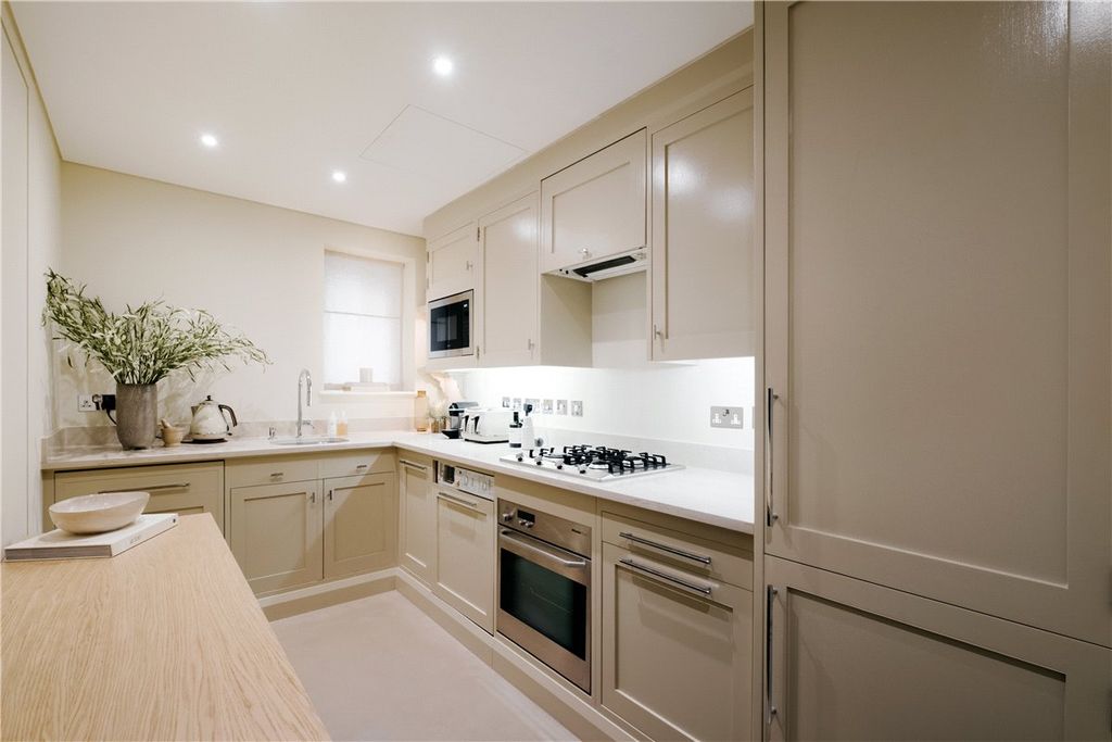 Property photo 3 of 11 Picture No. 15