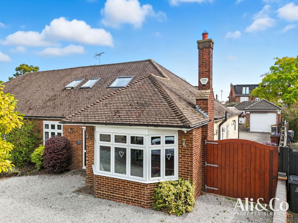 Property photo 1 of 40