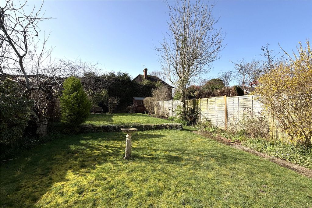 Property photo 2 of 18 Picture No. 34