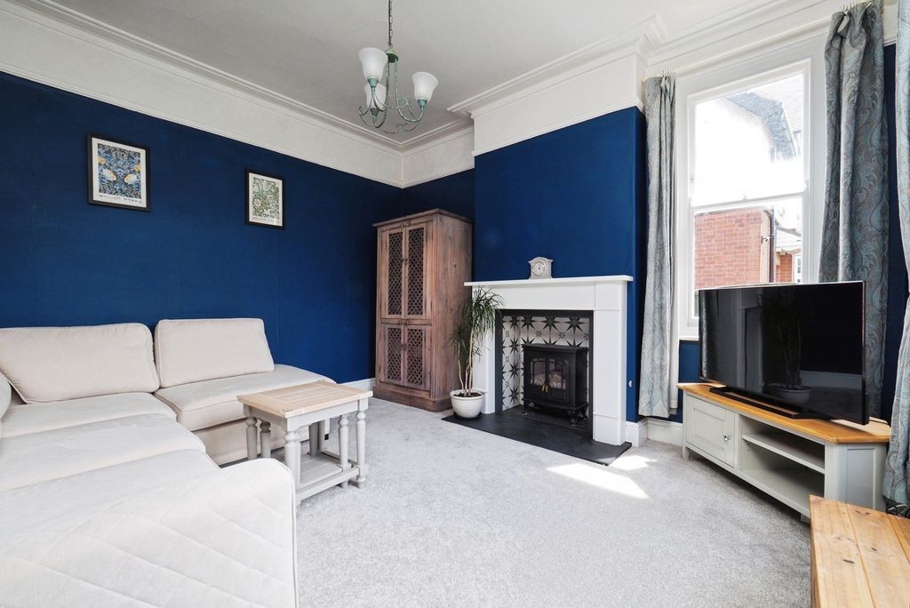 Property photo 3 of 31 Pbox-Img.Jpg