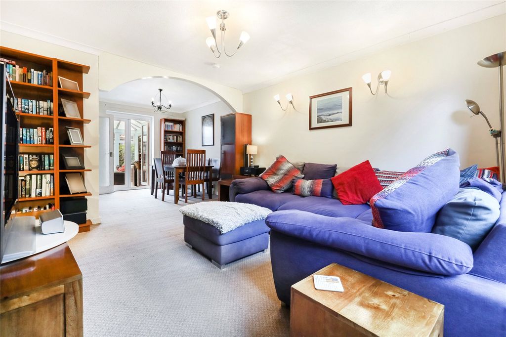 Property photo 3 of 21 Picture No. 05